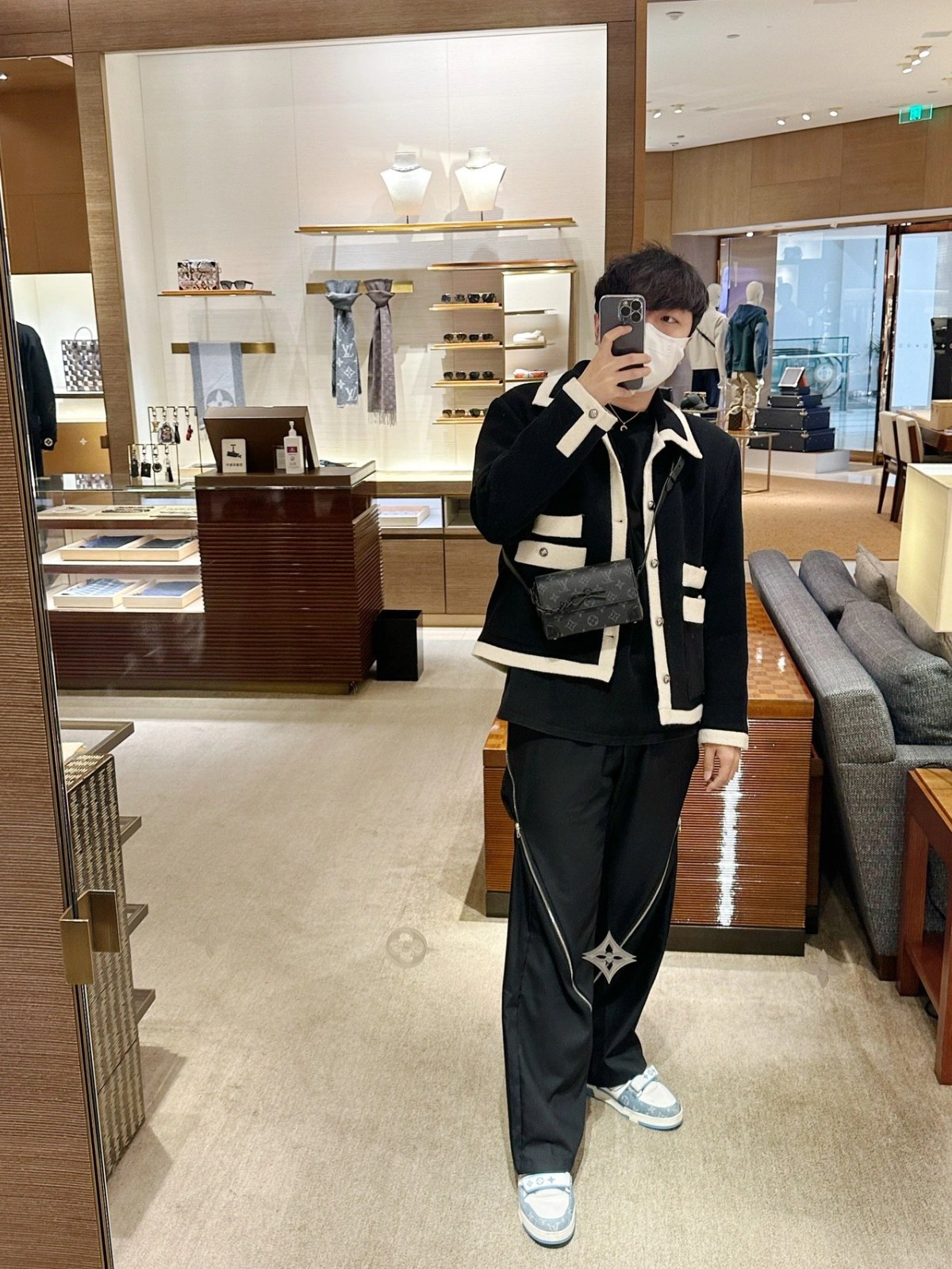 Steamer 迷你手袋 M81783_22