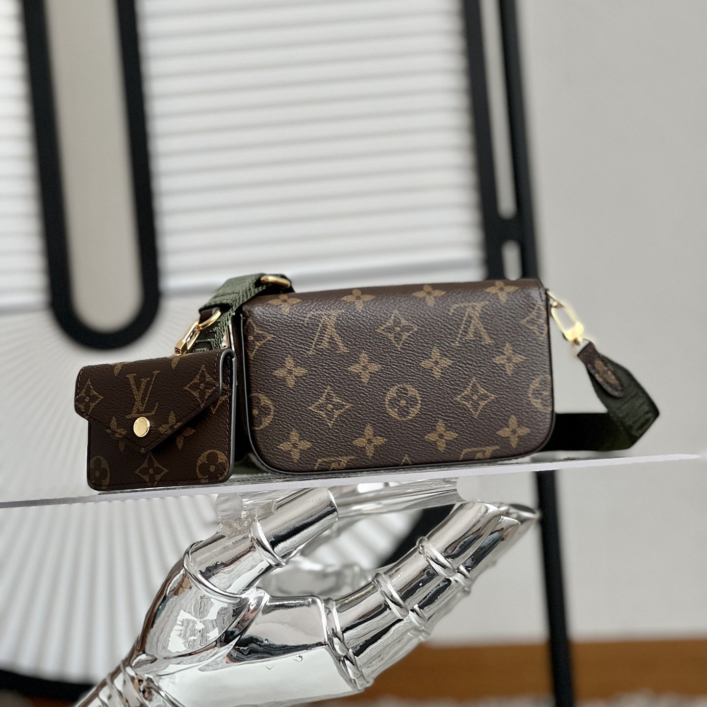 FELICIE STRAP & GO手袋 M80091_4