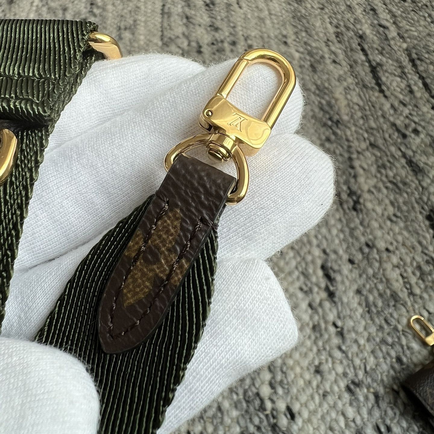 FELICIE STRAP & GO手袋 M80091_18