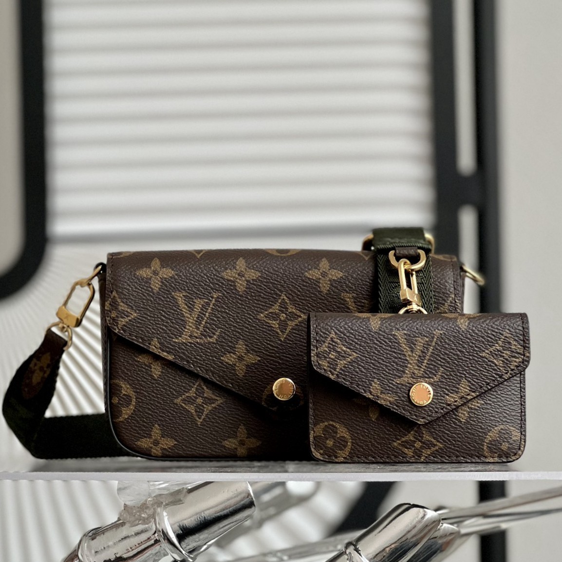 FELICIE STRAP & GO手袋 M80091_1