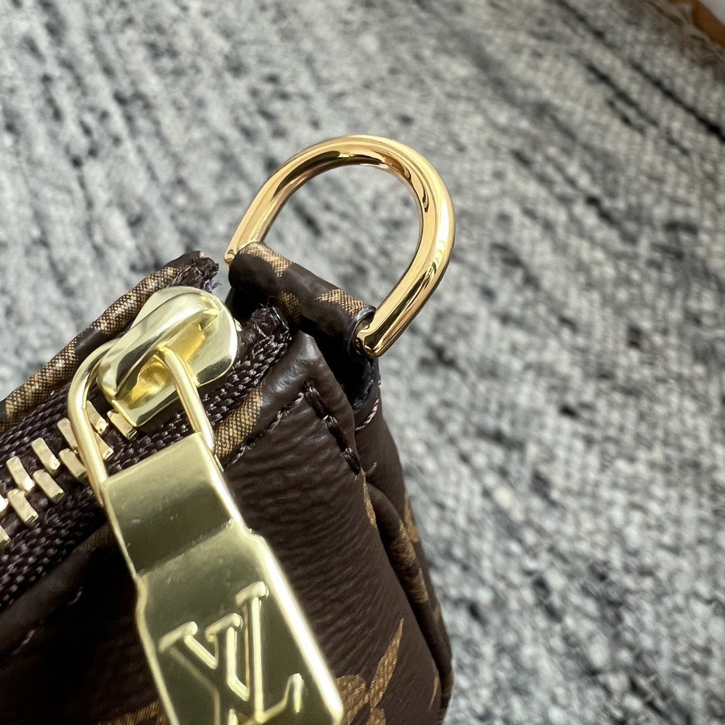 Mini Pochette Accessories 小手袋 M58009_12