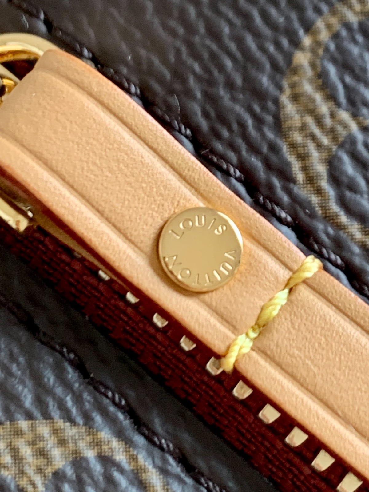 M45647 Boite Chapeau Souple MM圓包_9