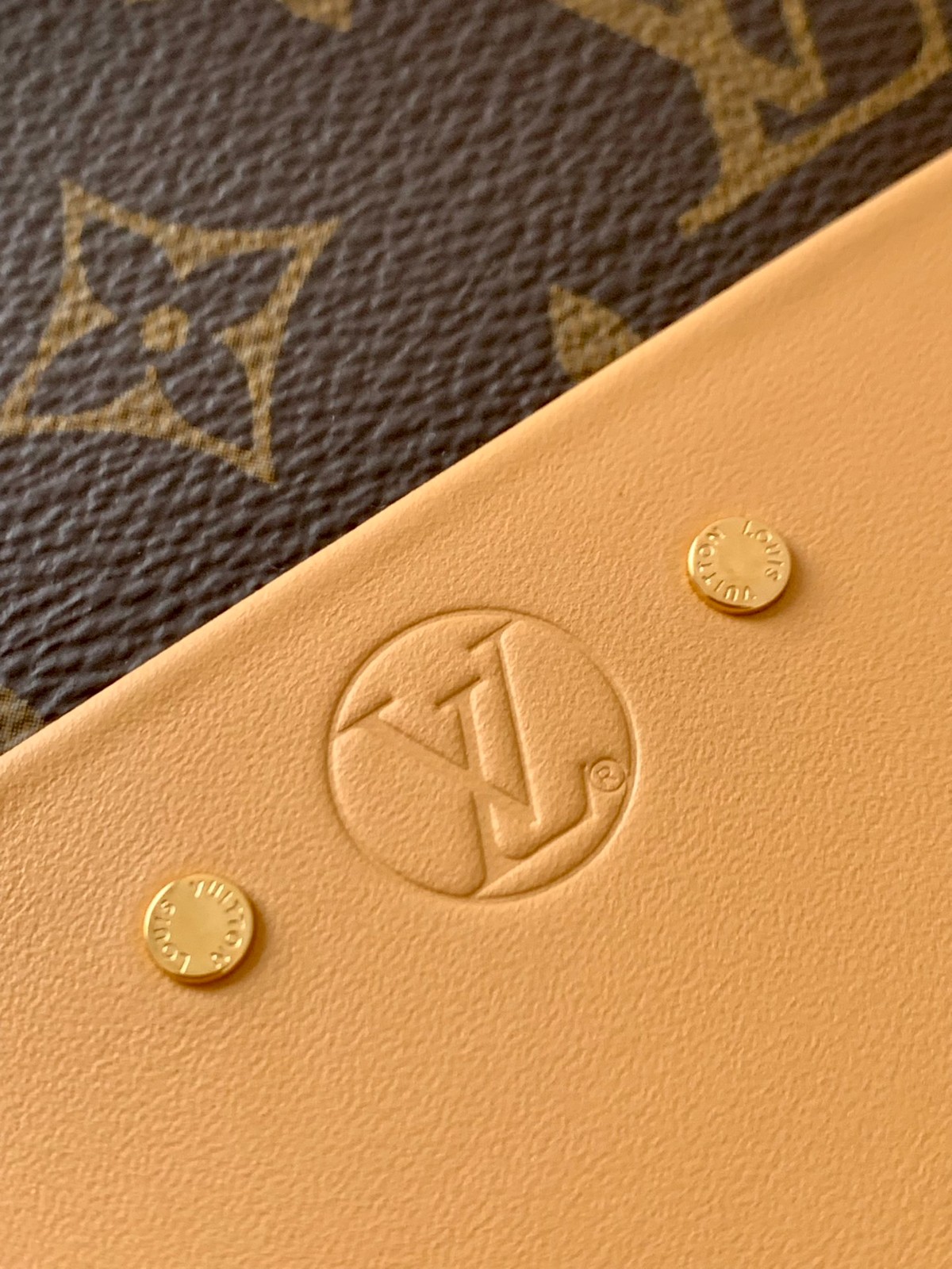 M45647 Boite Chapeau Souple MM圓包_21