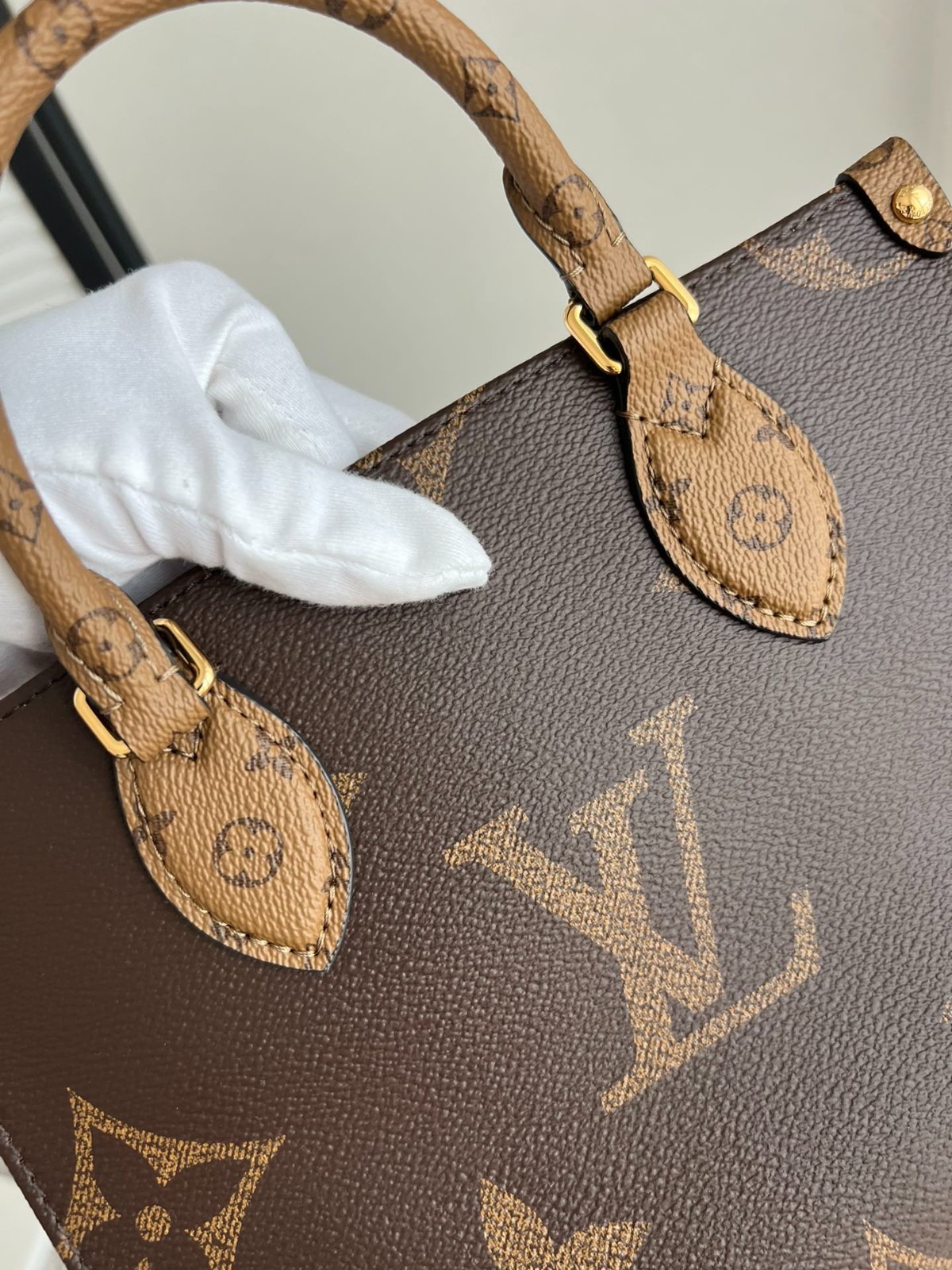 OnTheGo 小號手袋 M46373_4