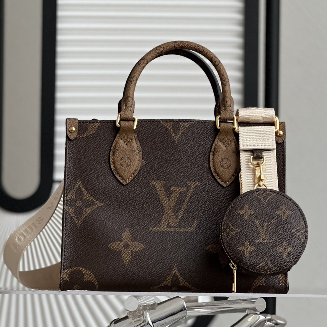 OnTheGo 小號手袋 M46373_1