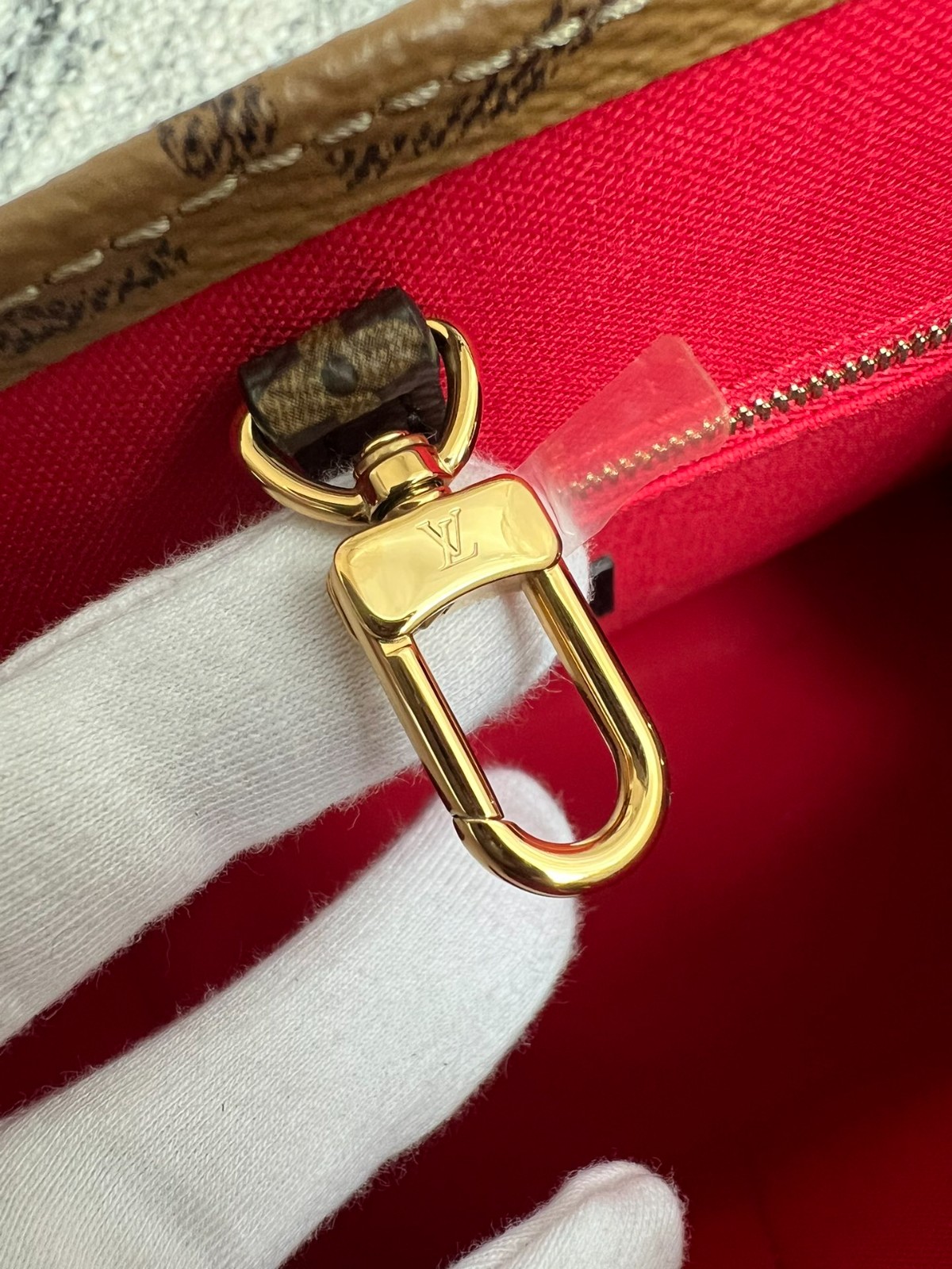 OnTheGo 小號手袋 M46373_8