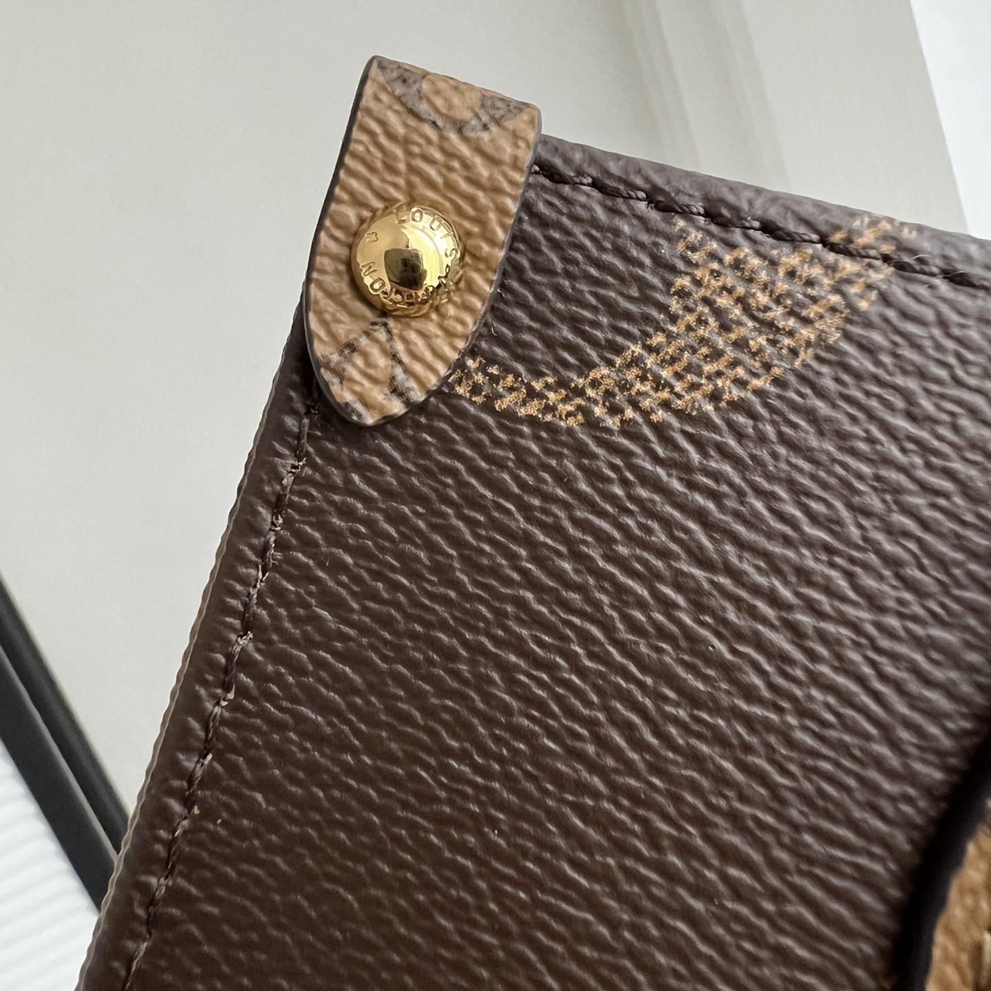 OnTheGo 小號手袋 M46373_11