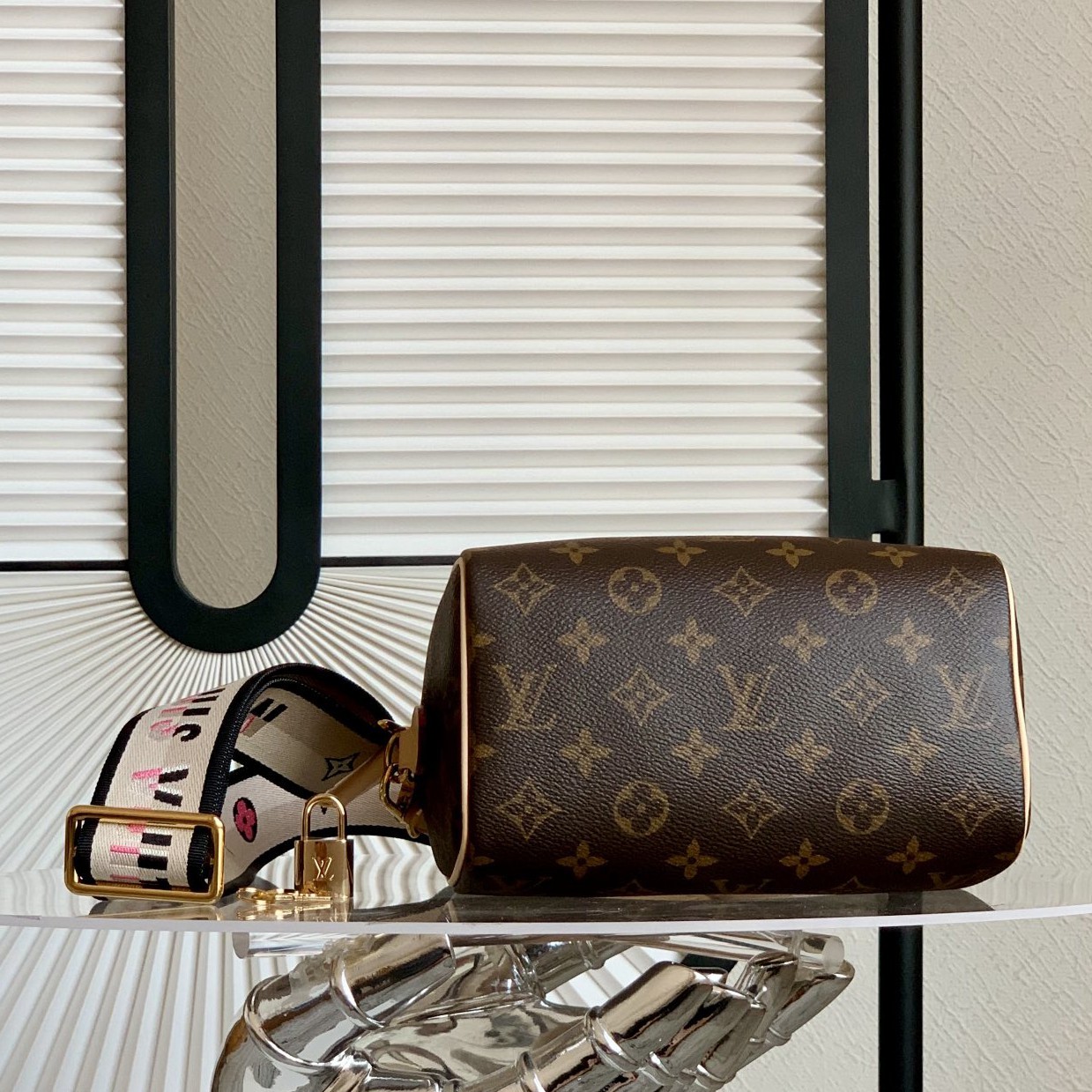 Speedy BandouliEre 20手袋M46234_3