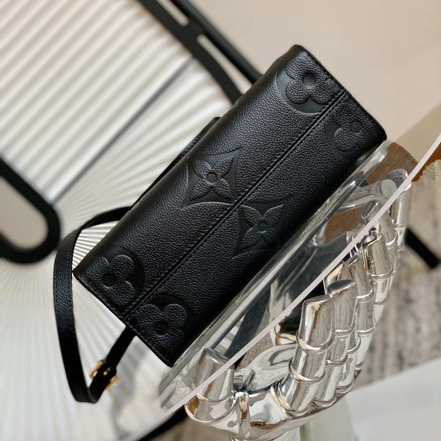 OnTheGo小號Tote包M45653_3