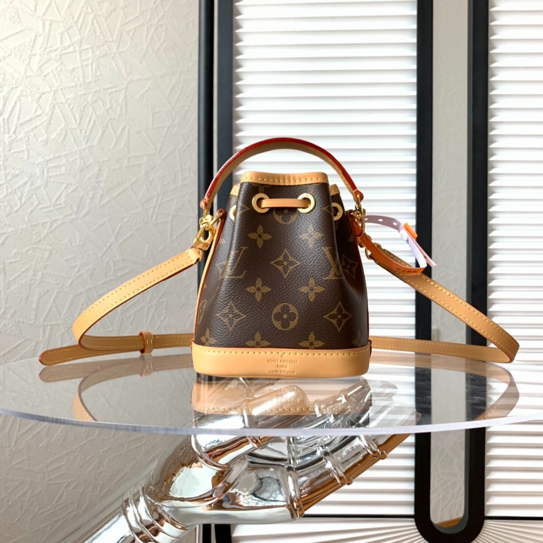 Nano Noe 手袋M81266_9