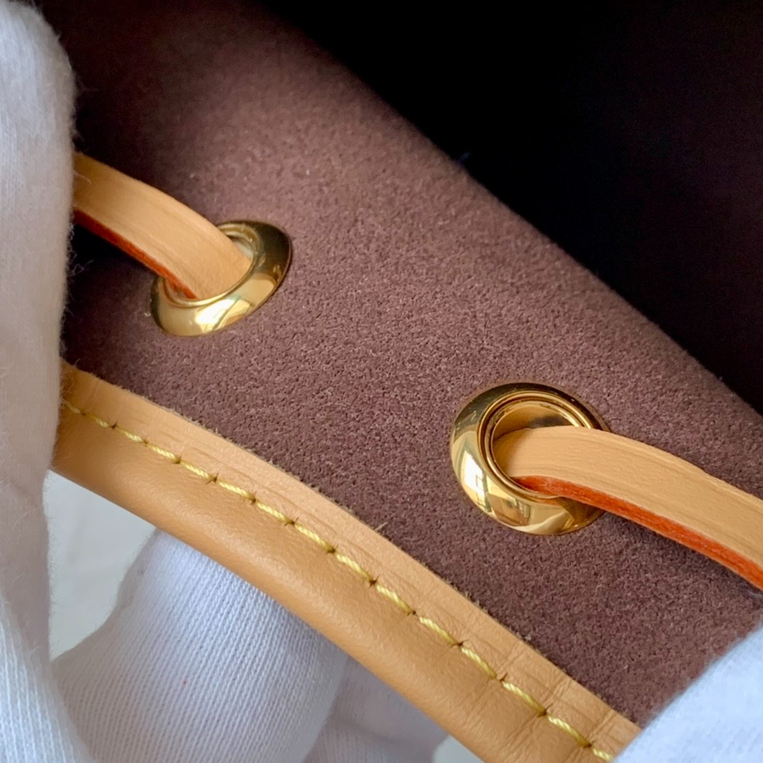 Nano Noe 手袋M81266_15