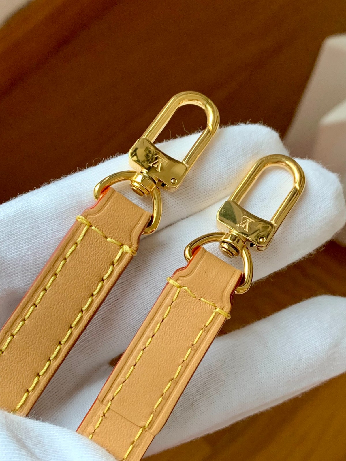 Nano Noe 手袋M81266_26