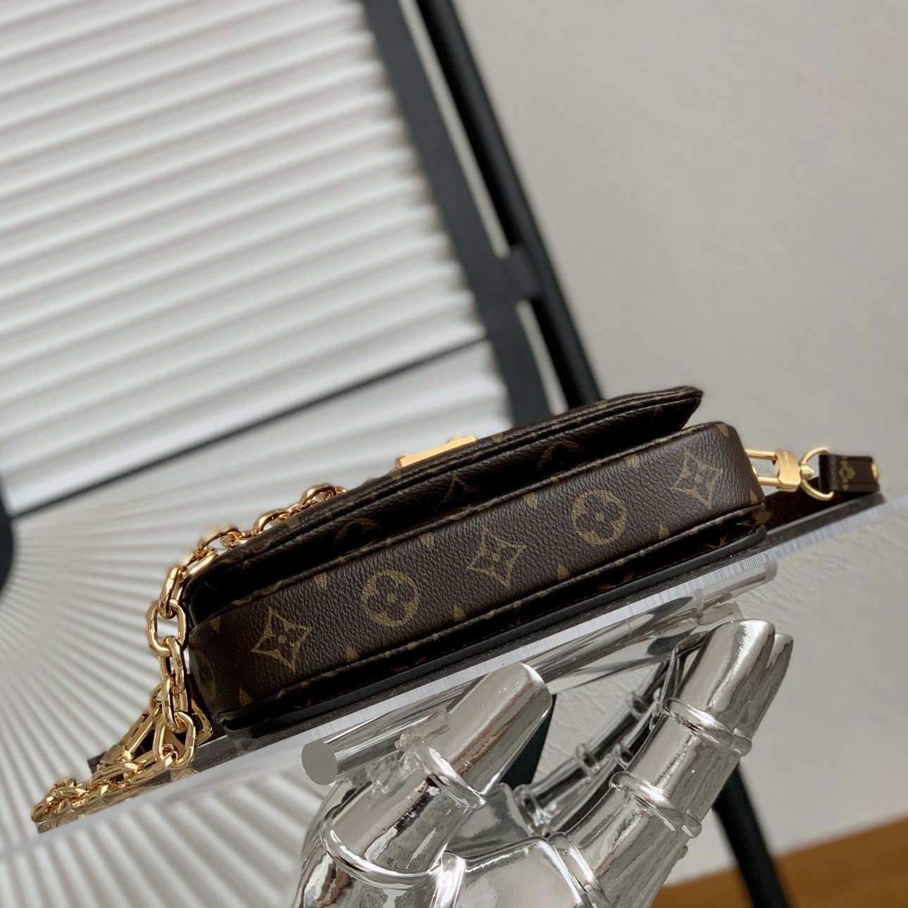 Pochette MEtis East West新款小郵差包M46279_6