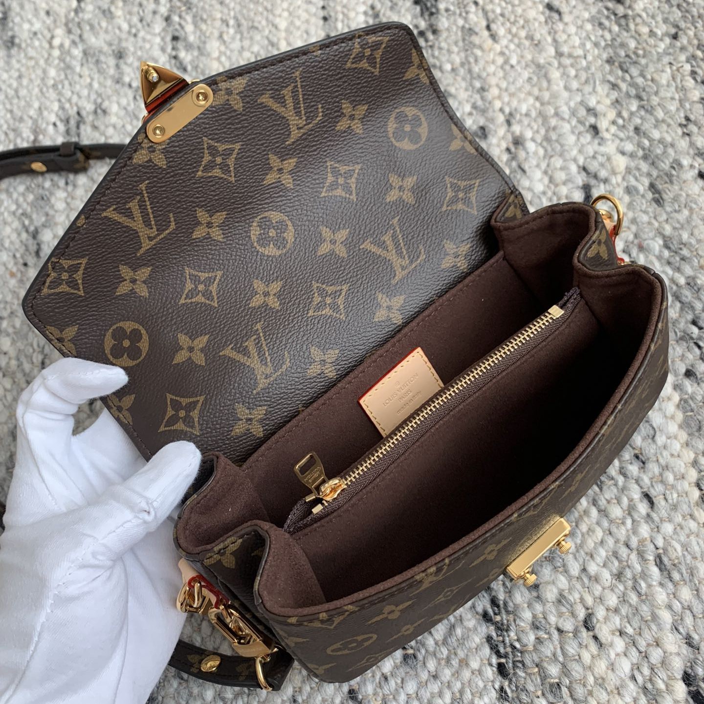 Pochette MEtis East West新款小郵差包M46279_4