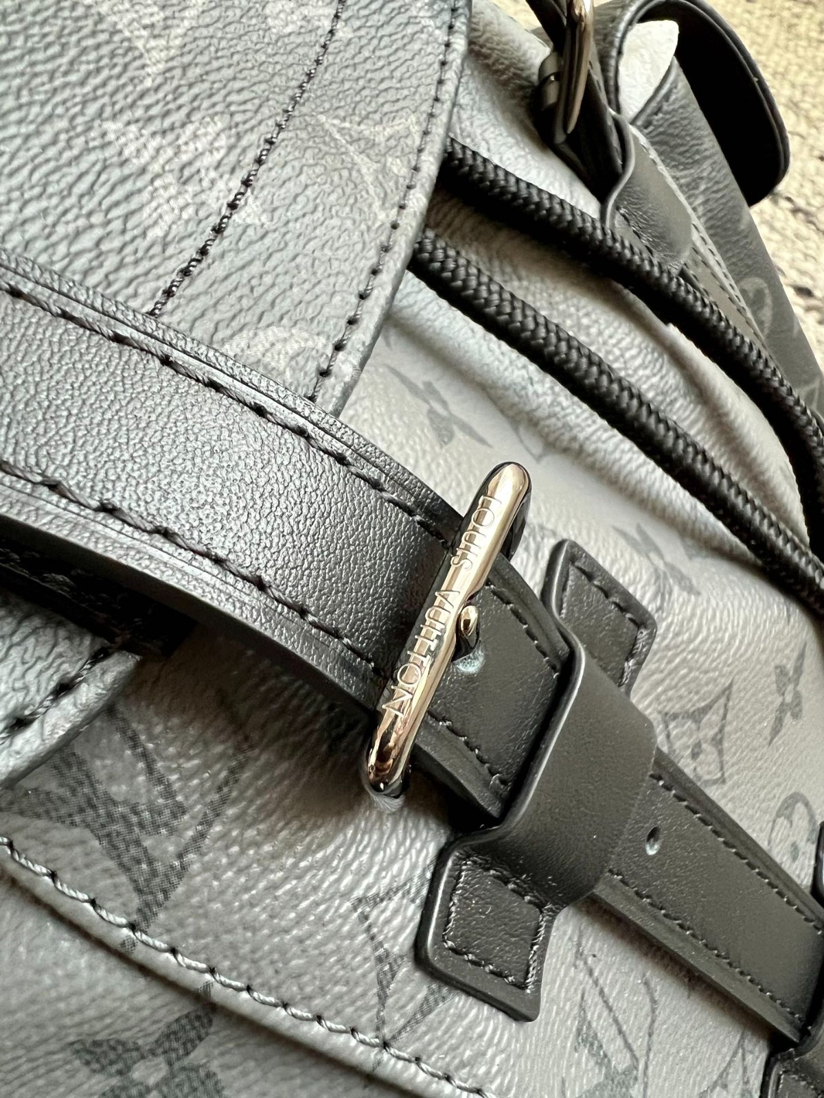 Christopher 小號雙肩包 M46331_7