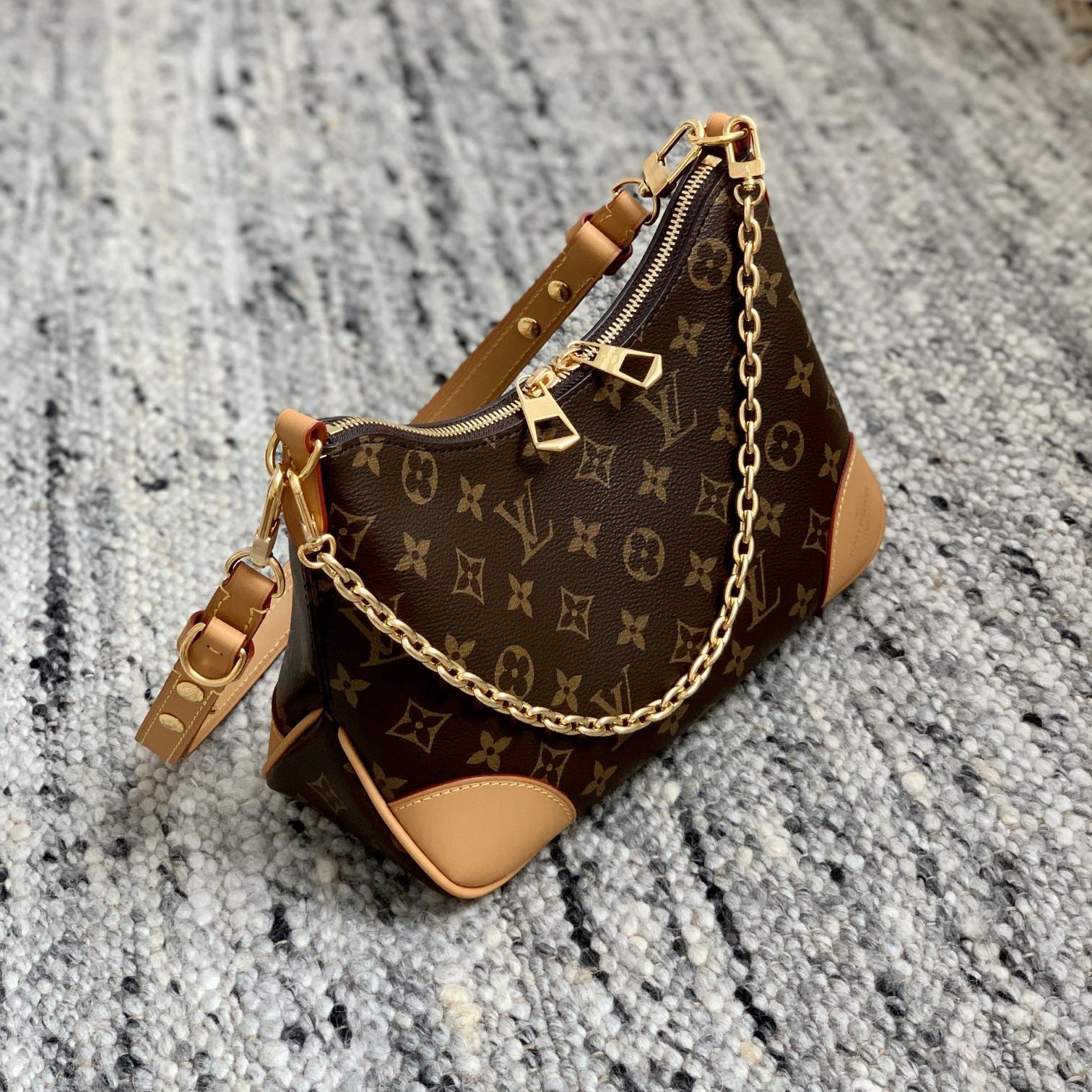 M45832  Boulogne 牛角包_12