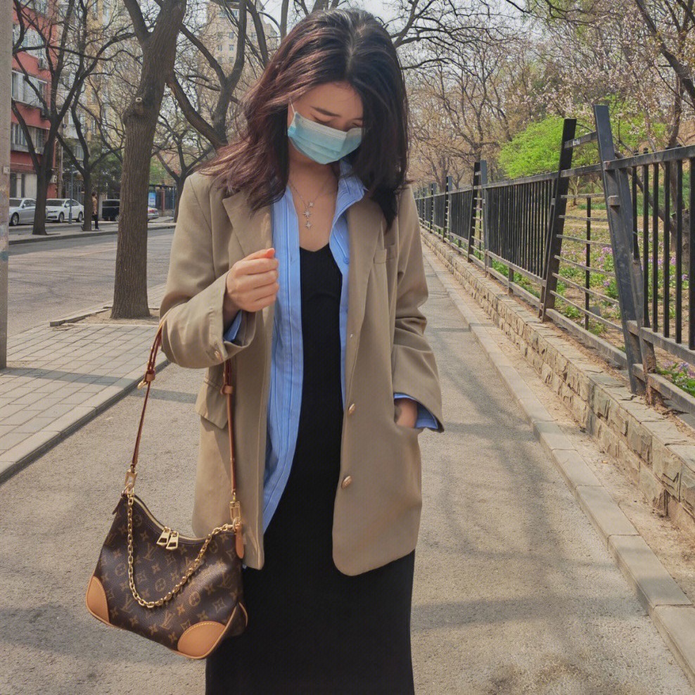 M45832  Boulogne 牛角包_19