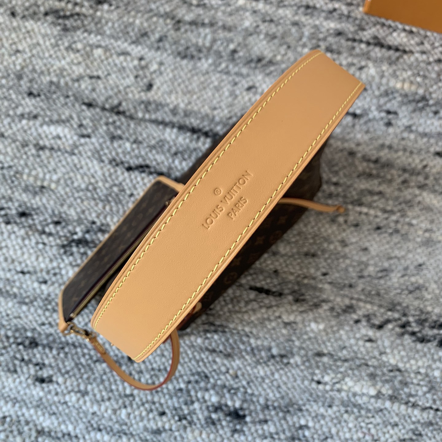 Carryall小號手袋M46203_9