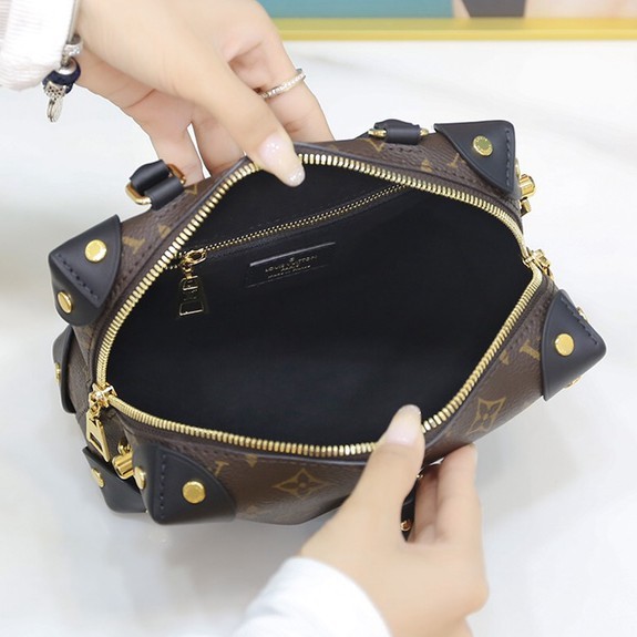 Petite malle aouple M45571_2