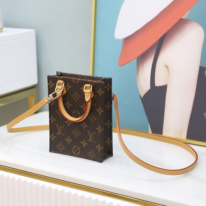 M69442 Petit Sac Plat_2