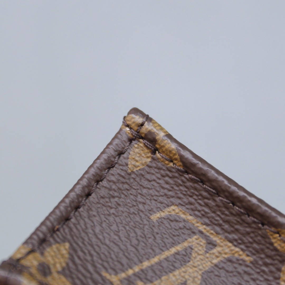 M69442 Petit Sac Plat_14