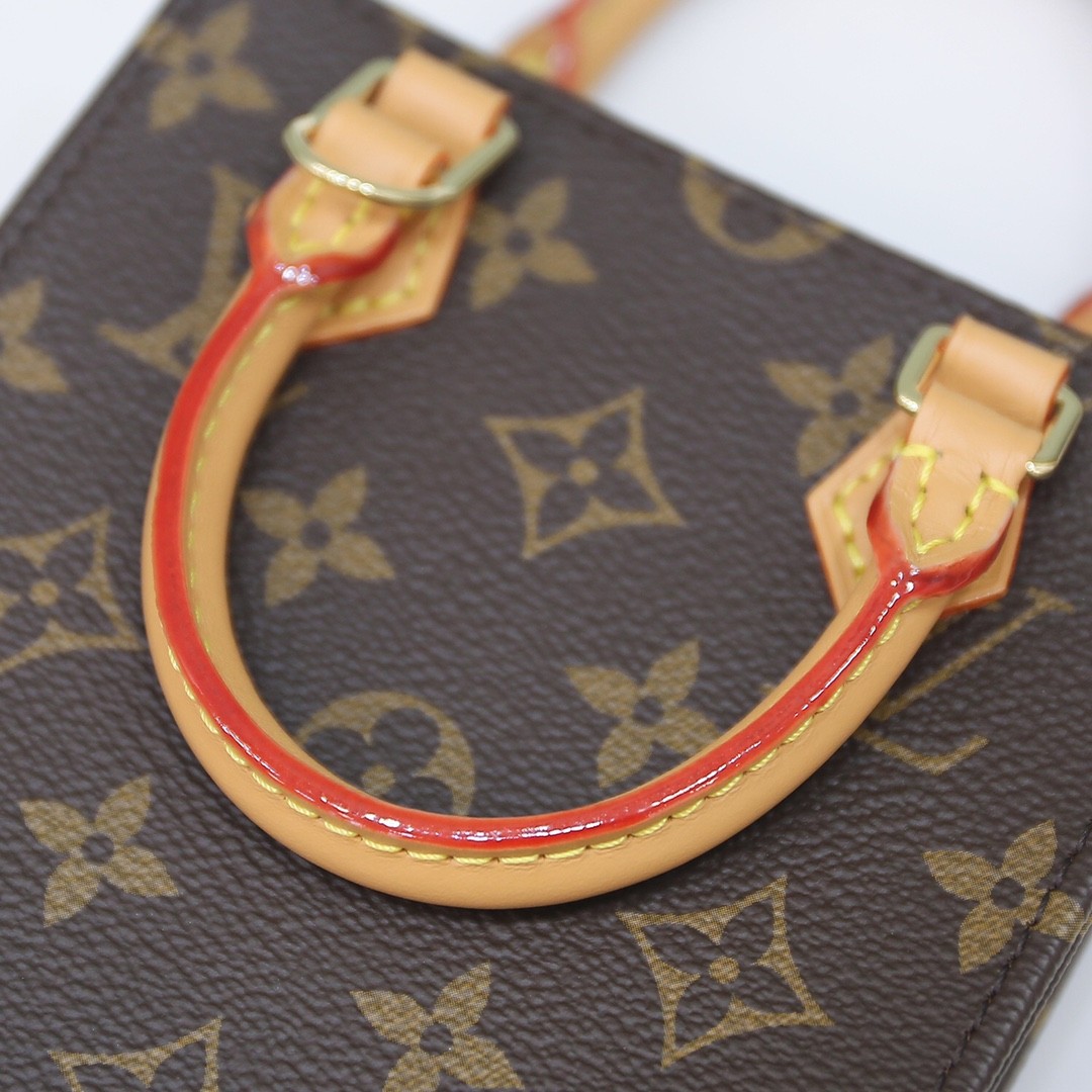 M69442 Petit Sac Plat_12