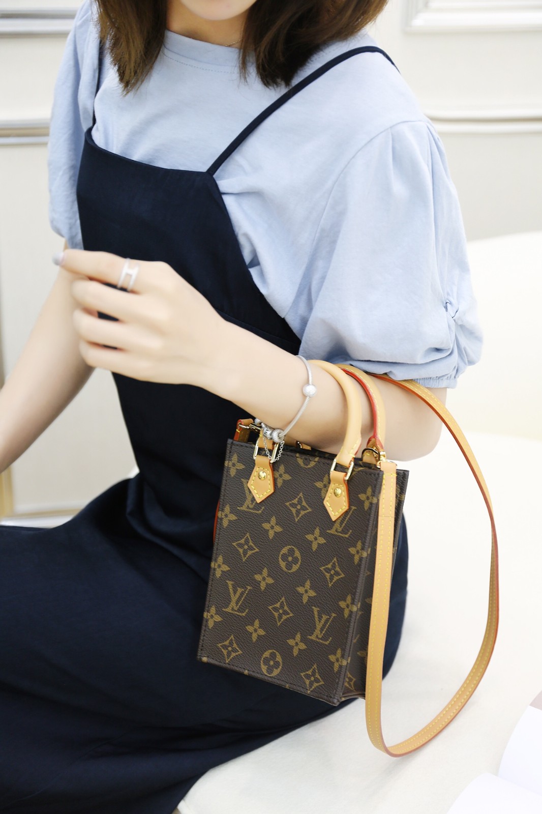 M69442 Petit Sac Plat_19