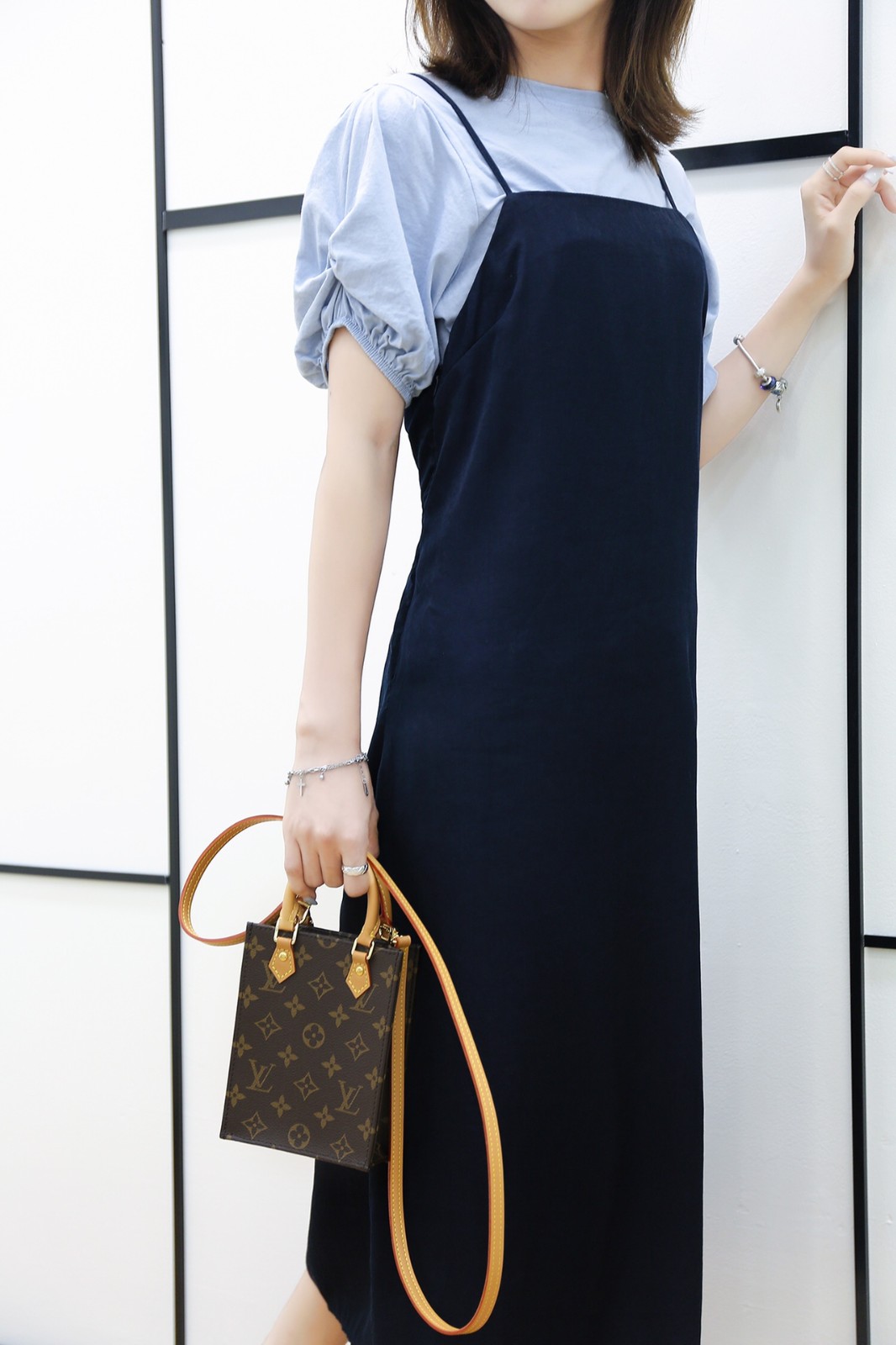 M69442 Petit Sac Plat_23