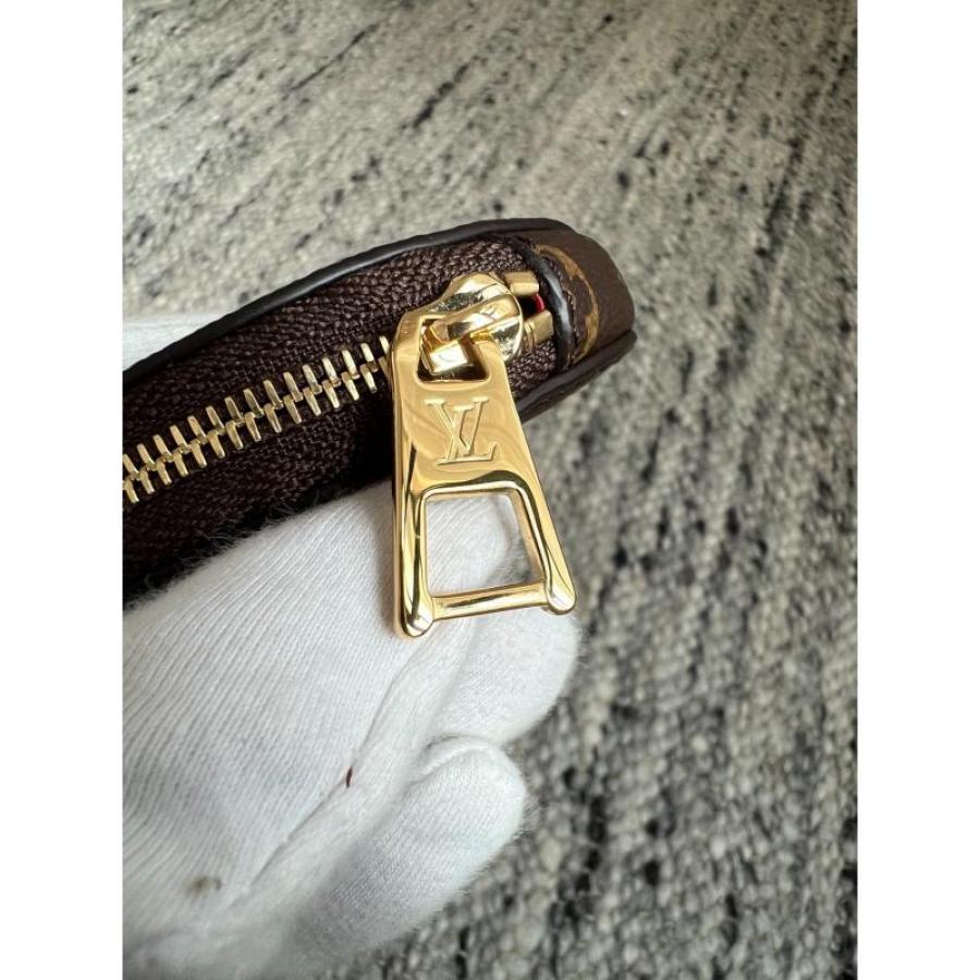 M46653 OnTheGo East West橫版_18