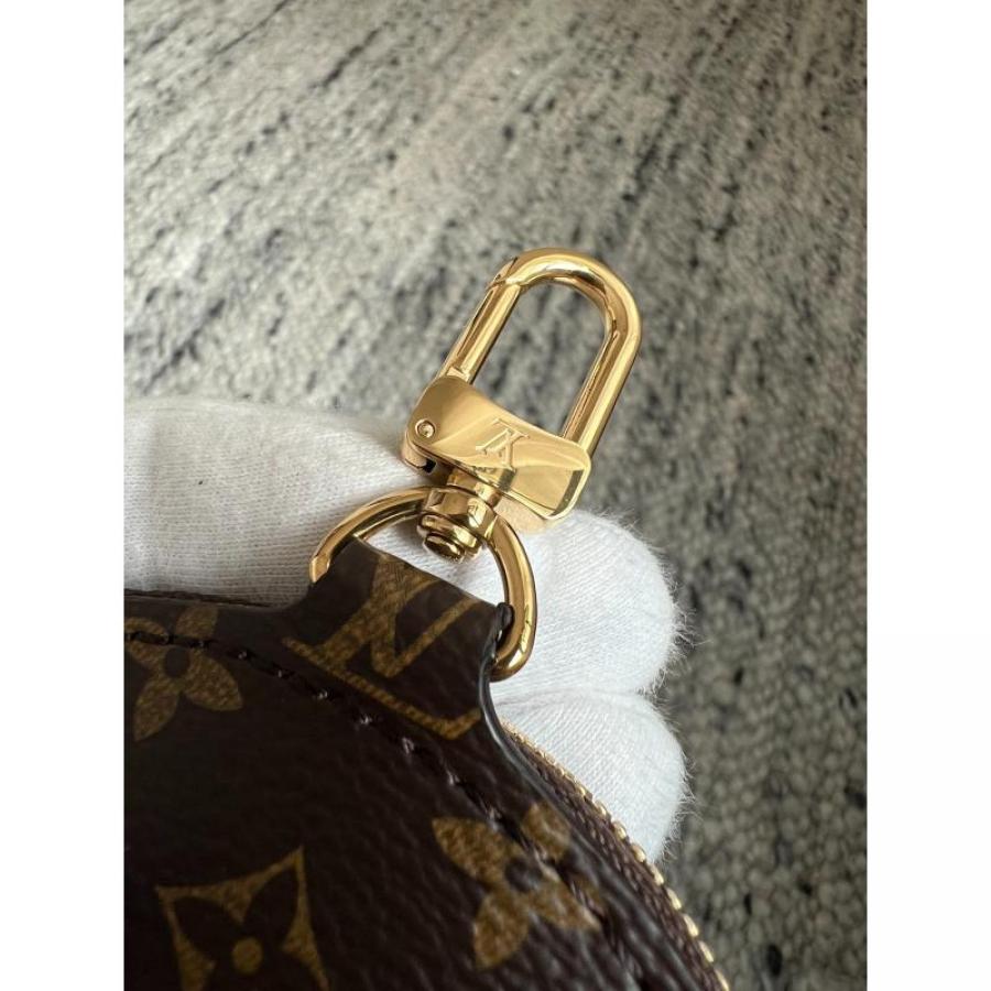 M46653 OnTheGo East West橫版_19