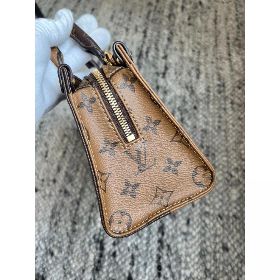 M46653 OnTheGo East West橫版_3