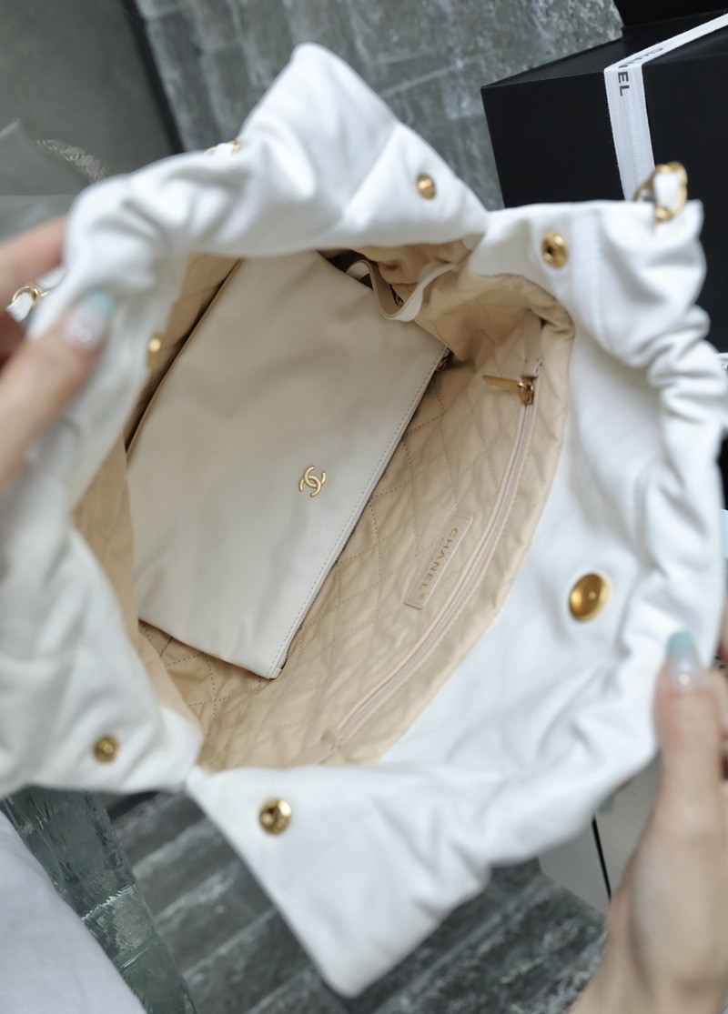 22Bag小號 白色/黑扣_6