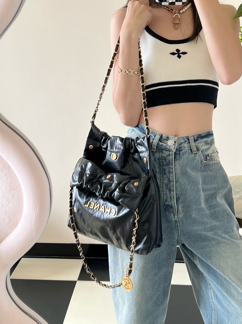 22Bag褶皺小牛皮 黑色 小號_18