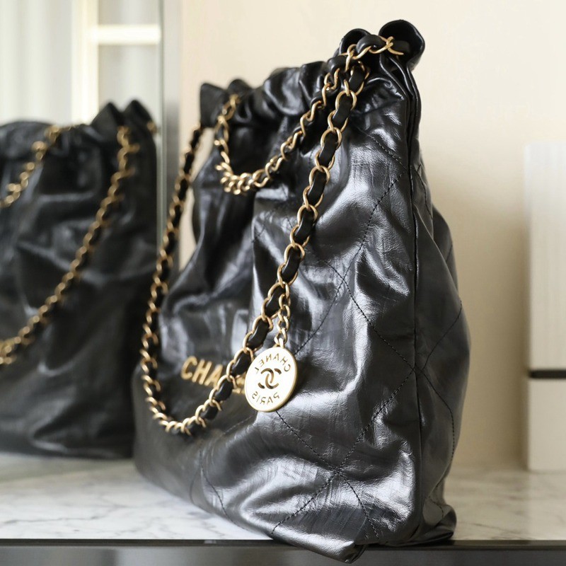 22Bag 褶皺小牛皮 黑色 中號_3