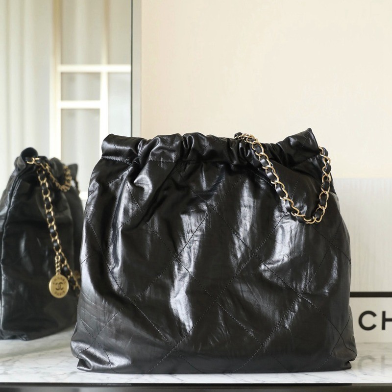 22Bag 褶皺小牛皮 黑色 中號_4