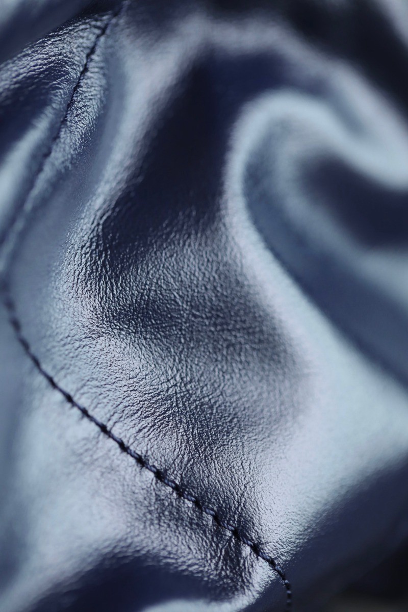 22Bag 海軍藍 金字 中號_2