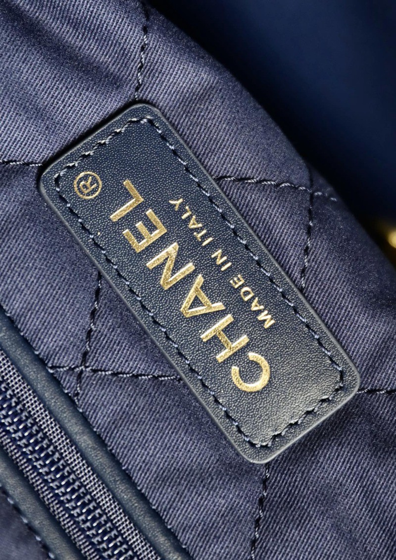 22Bag 海軍藍 金字 中號_10