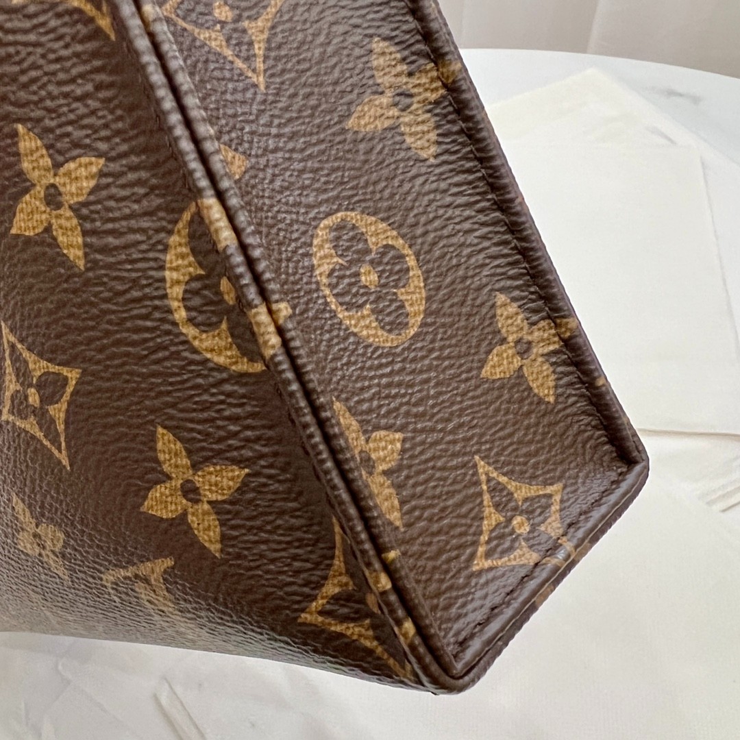 26洗漱包 M47542_7