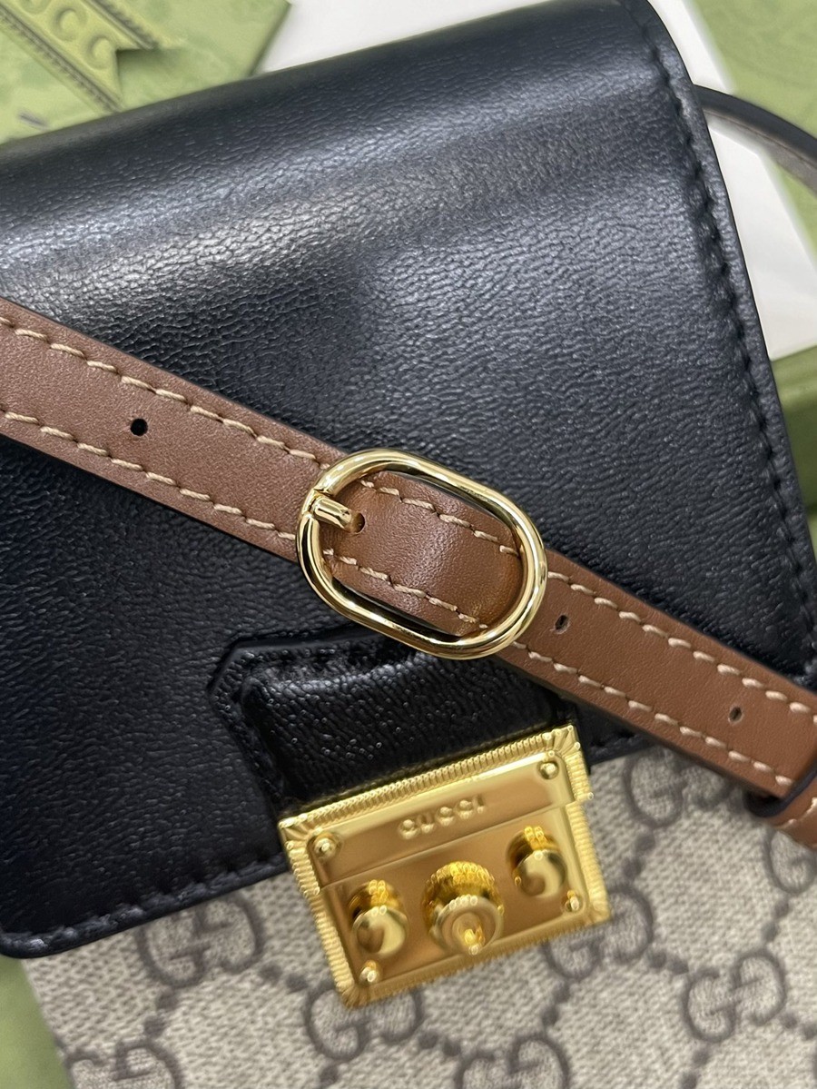 658229 鎖扣手機包_7