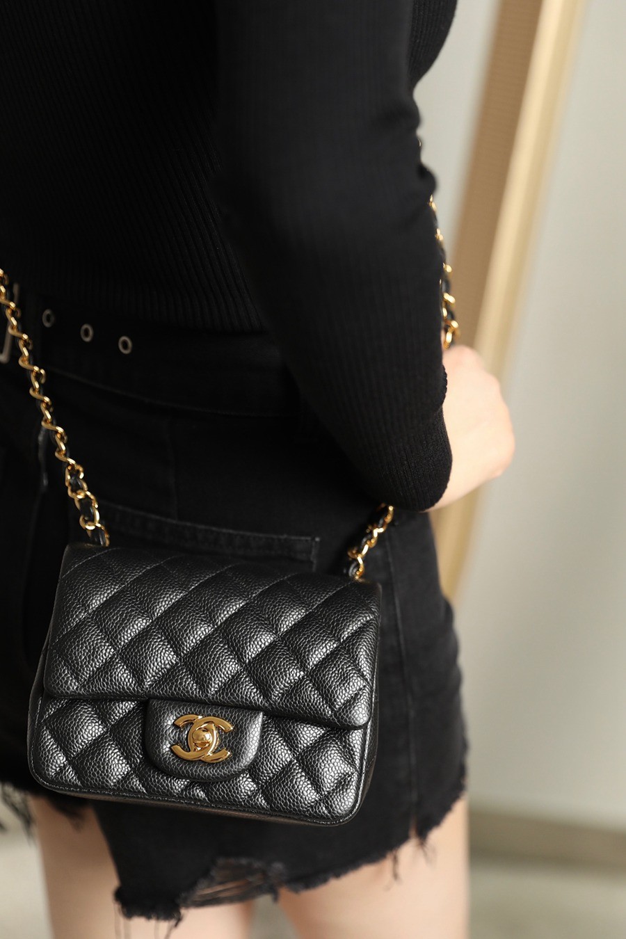 CF 經典款 方胖子 荔枝紋 黑金_15