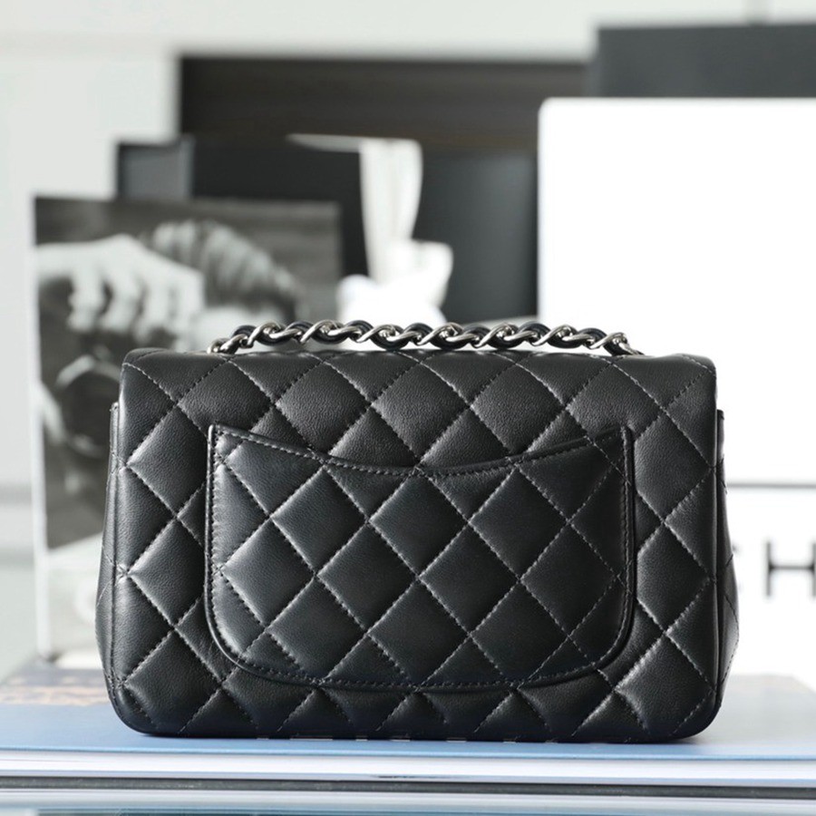 CF Mini 經典款 小羊皮 黑銀_2