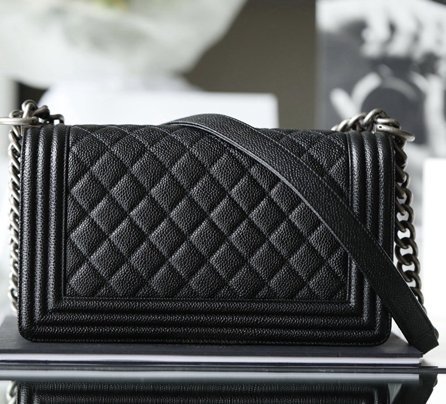 Leboy 荔枝紋牛皮 25 銀扣_4