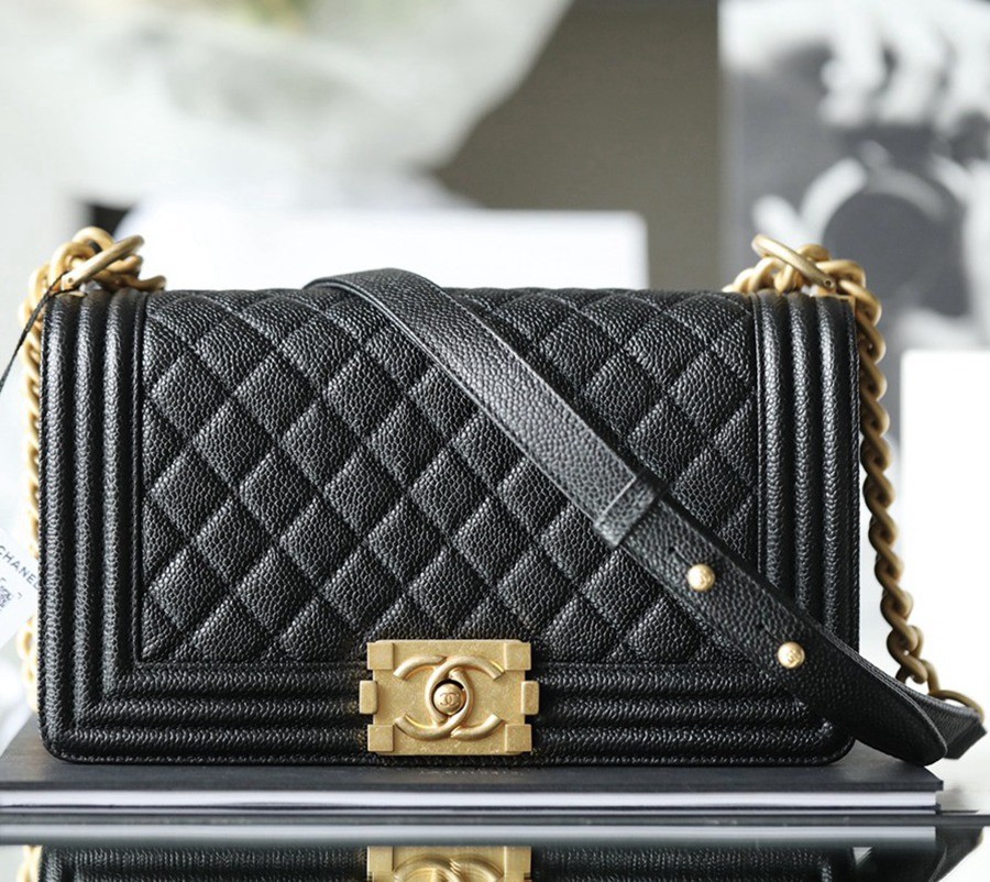 Leboy 荔枝紋牛皮 25 金扣_1