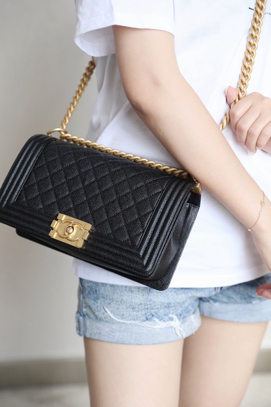 Leboy 荔枝紋牛皮 25 金扣_13