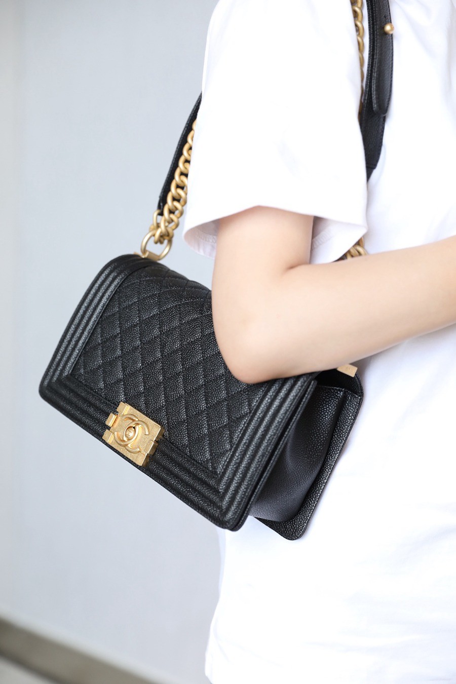 Leboy 荔枝紋牛皮 25 金扣_15