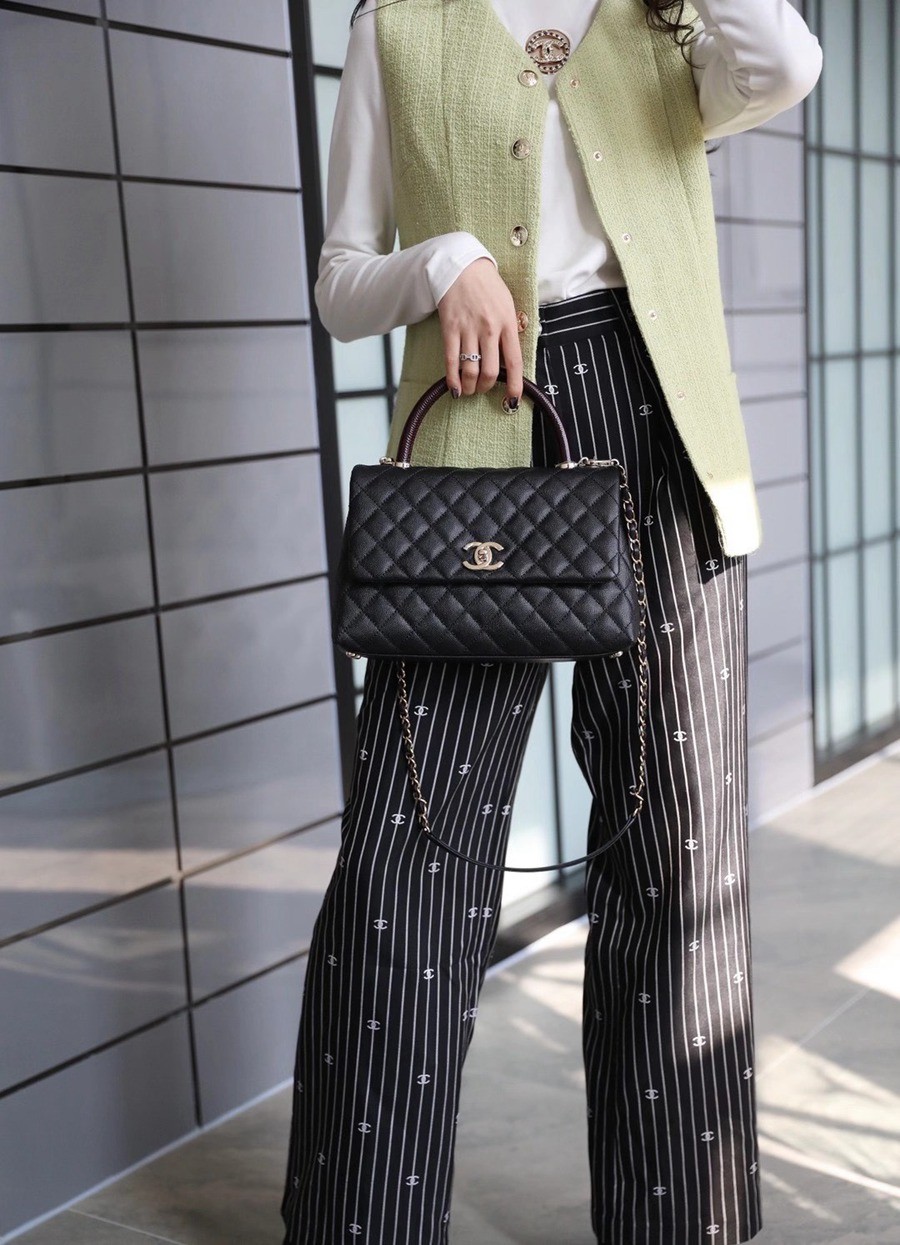 Coco Handle 荔枝紋牛皮29CM 淡金扣_9