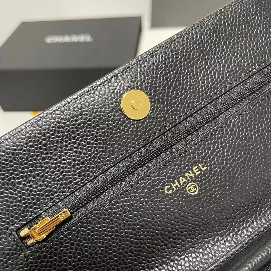 經典款 WOC 黑色 金扣_12