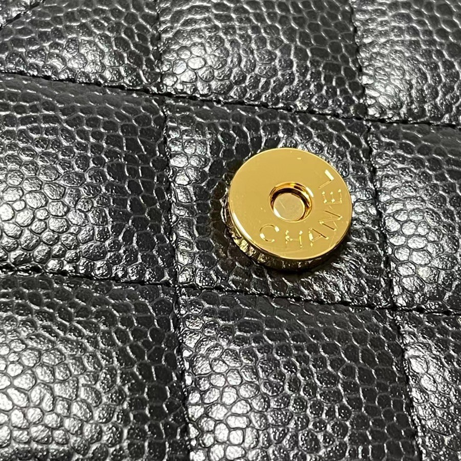 經典款 WOC 黑色 金扣_13