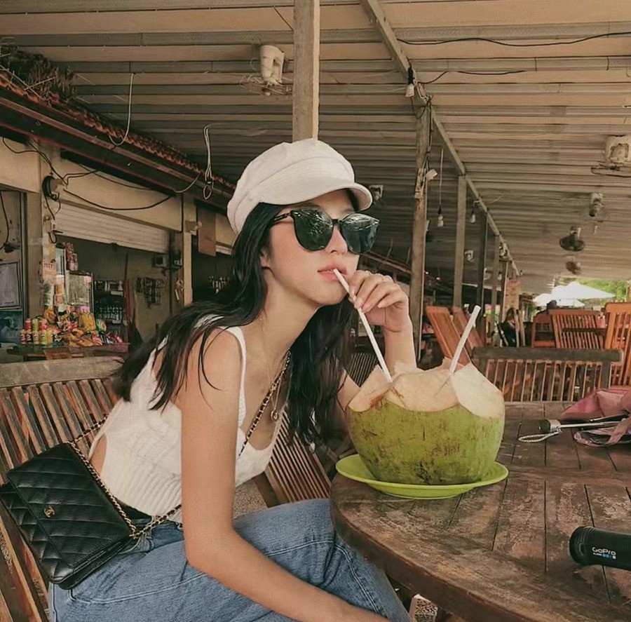 經典款 WOC 黑色 金扣_18