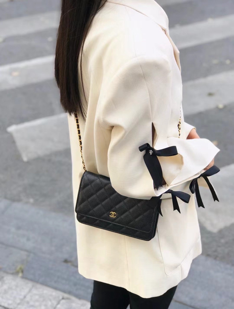 經典款 WOC 黑色 金扣_20